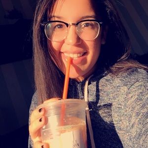 Meet your Posher, Sheana